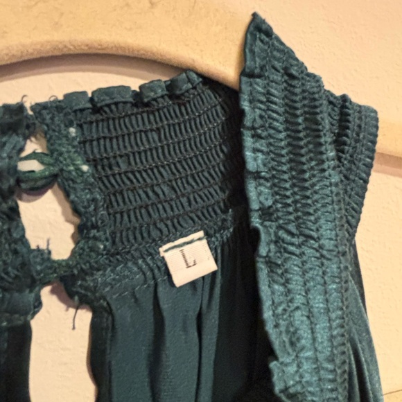 Emerald Green Pleated Halter Maxi Dress - Asymmetrical Hem - Size L - Picture 3 of 8